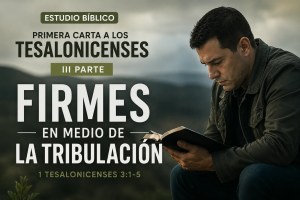HOMBRE ORANDO CON LA BIBLIA EN MANO